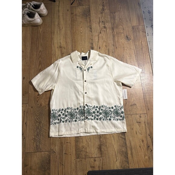 Pac Sun Green and White Floral Beach Button Up With Tag - Picture 1 of 6